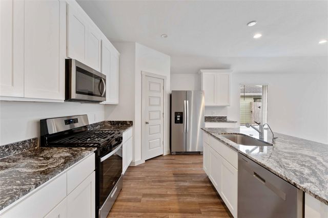 1026 Great Barracuda Lane, Alvin, TX 77511