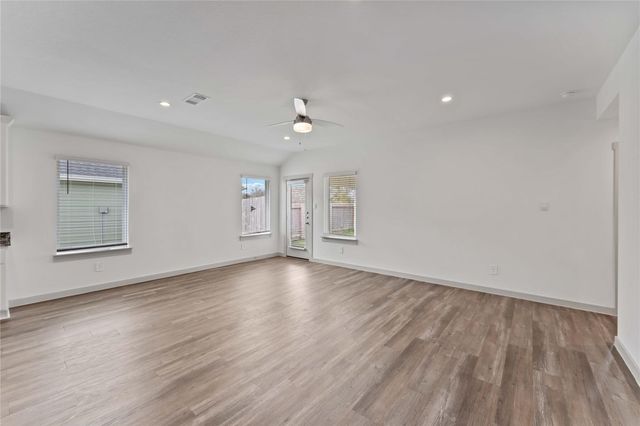 1026 Great Barracuda Lane, Alvin, TX 77511