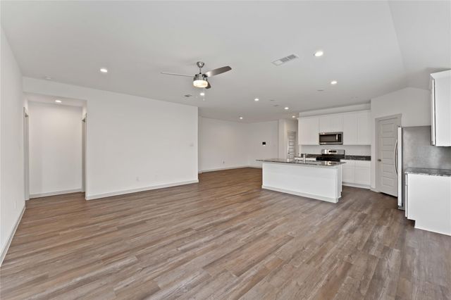 1026 Great Barracuda Lane, Alvin, TX 77511