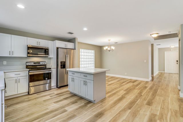 4881 MCGILL Street, Boynton Beach, FL 33436