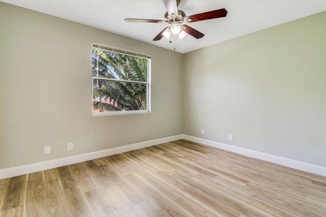 4881 MCGILL Street, Boynton Beach, FL 33436
