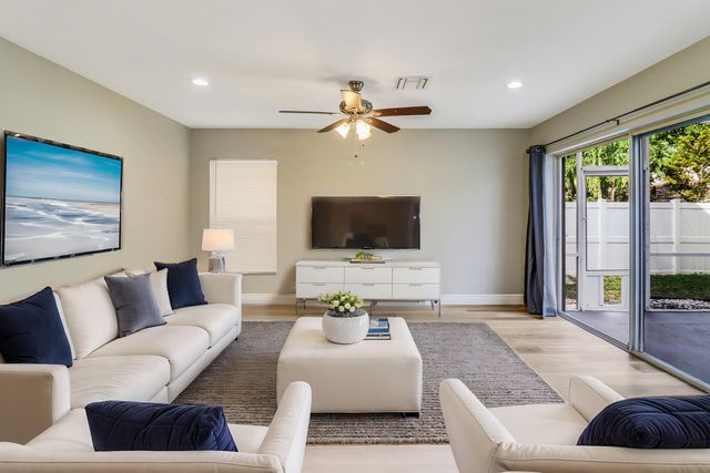 4881 MCGILL Street, Boynton Beach, FL 33436