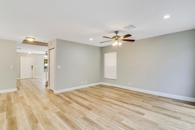 4881 MCGILL Street, Boynton Beach, FL 33436