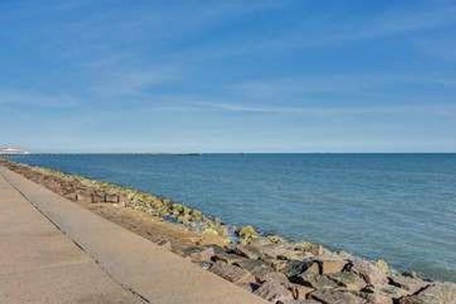 9520 Seawall Boulevard 121, Galveston, TX 77554