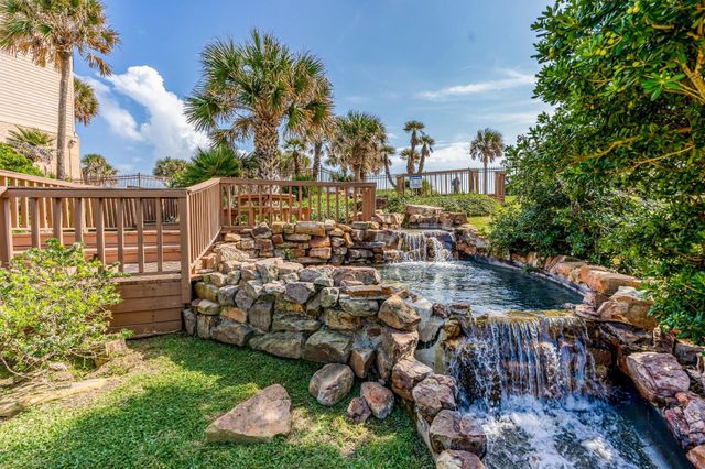 9520 Seawall Boulevard 121, Galveston, TX 77554