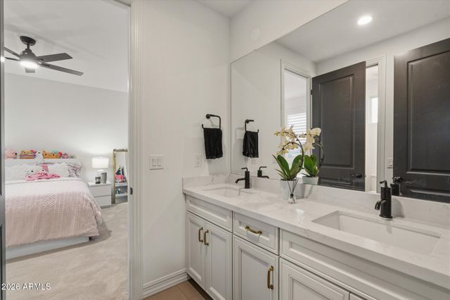 17302 W GRETNA Street, Surprise, AZ 85388