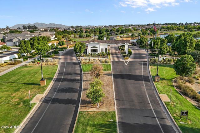 17302 W GRETNA Street, Surprise, AZ 85388