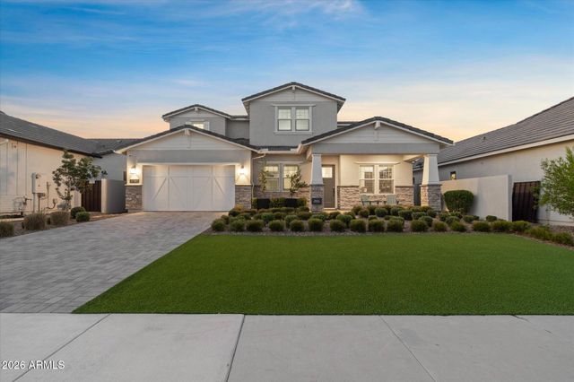 17302 W GRETNA Street, Surprise, AZ 85388