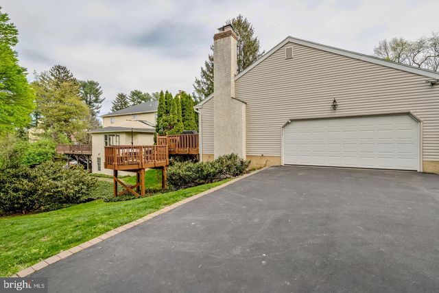 8607 ELLISTON DR, Wyndmoor, PA 19038