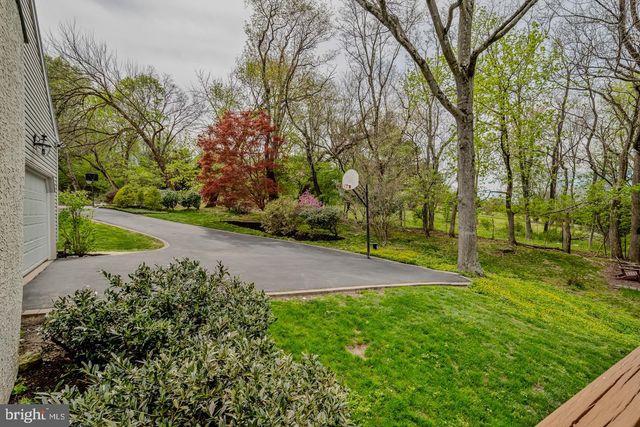 8607 ELLISTON DR, Wyndmoor, PA 19038