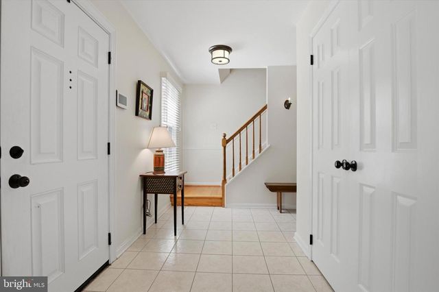 8607 ELLISTON DR, Wyndmoor, PA 19038