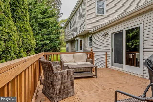 8607 ELLISTON DR, Wyndmoor, PA 19038