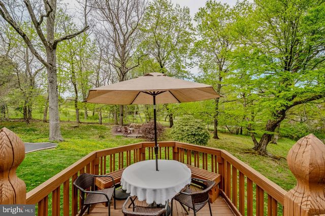 8607 ELLISTON DR, Wyndmoor, PA 19038