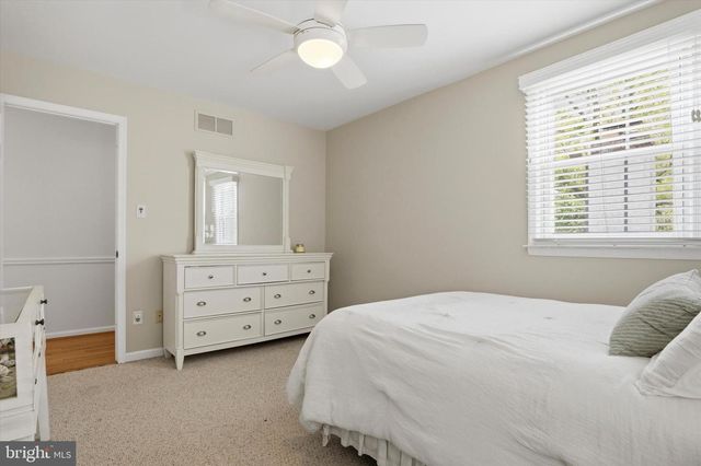 8607 ELLISTON DR, Wyndmoor, PA 19038