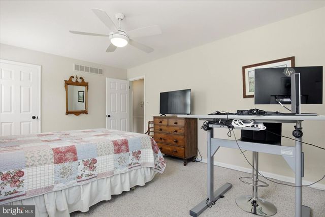 8607 ELLISTON DR, Wyndmoor, PA 19038