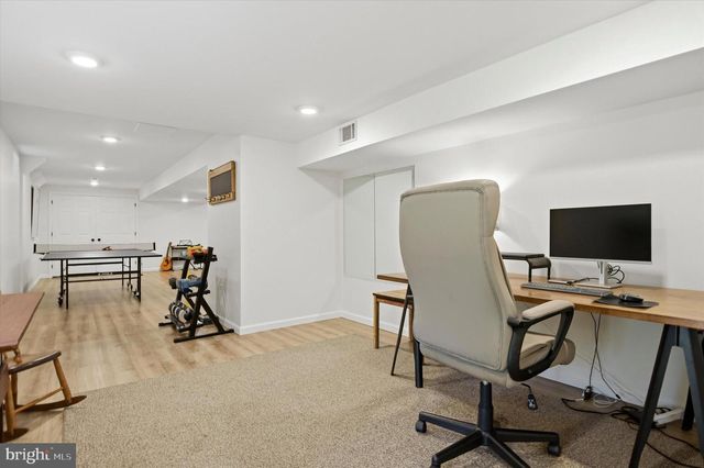 8607 ELLISTON DR, Wyndmoor, PA 19038