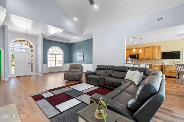 467 Dunlieth Street NW, Calabash, NC 28467