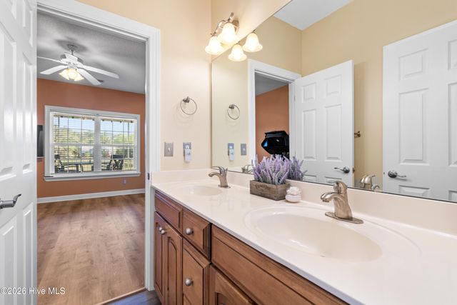 467 Dunlieth Street NW, Calabash, NC 28467