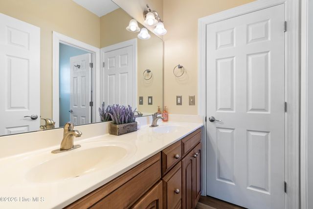 467 Dunlieth Street NW, Calabash, NC 28467