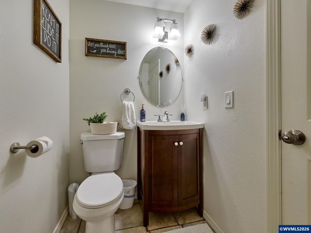 3828 Auburn Rd NE, Salem, OR 97301