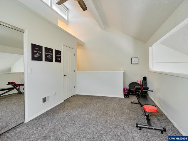 3828 Auburn Rd NE, Salem, OR 97301