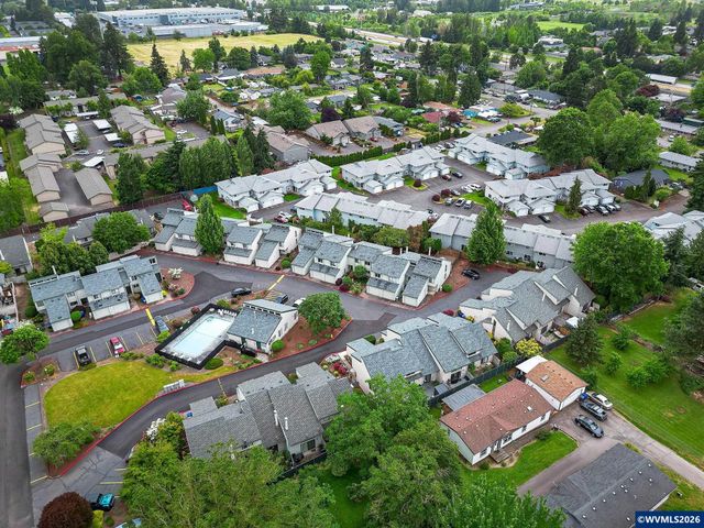 3828 Auburn Rd NE, Salem, OR 97301