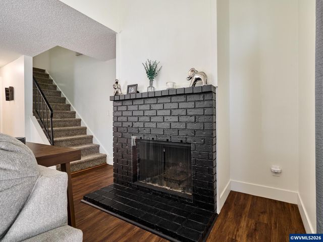 3828 Auburn Rd NE, Salem, OR 97301