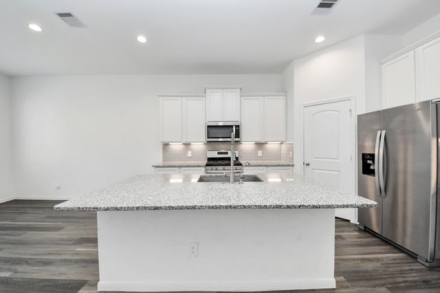 501 Newcomb Hollow Drive, Conroe, TX 77304