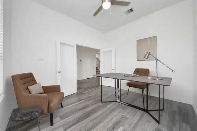 501 Newcomb Hollow Drive, Conroe, TX 77304