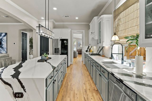 1004 Bristlewood Drive, Mckinney, TX 75072