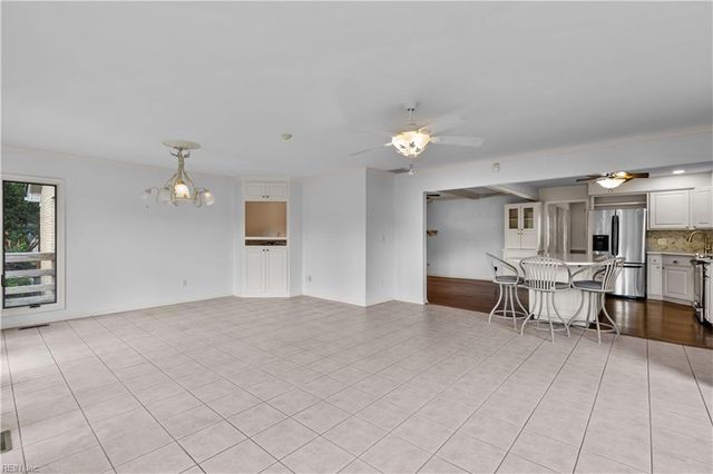 5917 Woodhaven CT, Virginia Beach, VA 23464
