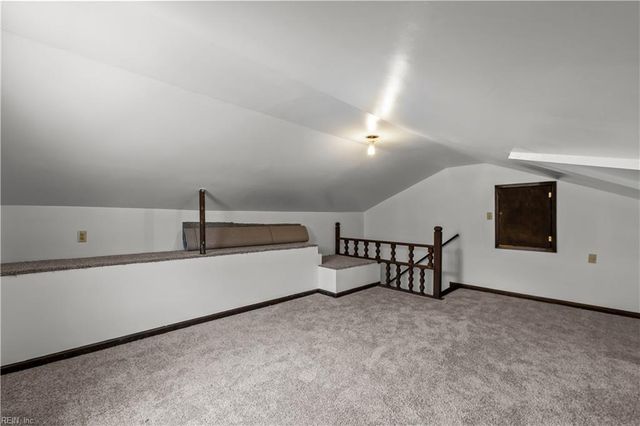 5917 Woodhaven CT, Virginia Beach, VA 23464