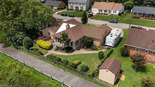 5917 Woodhaven CT, Virginia Beach, VA 23464
