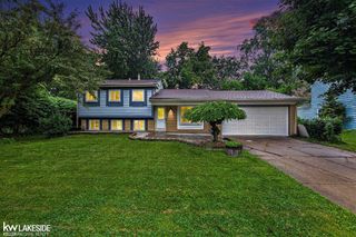 3675 Anvil Drive, Troy, MI 48083