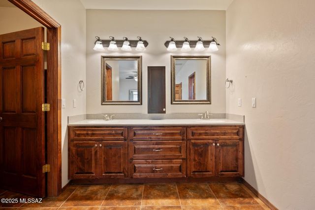 6292 W Oklahoma Street, Tucson, AZ 85735