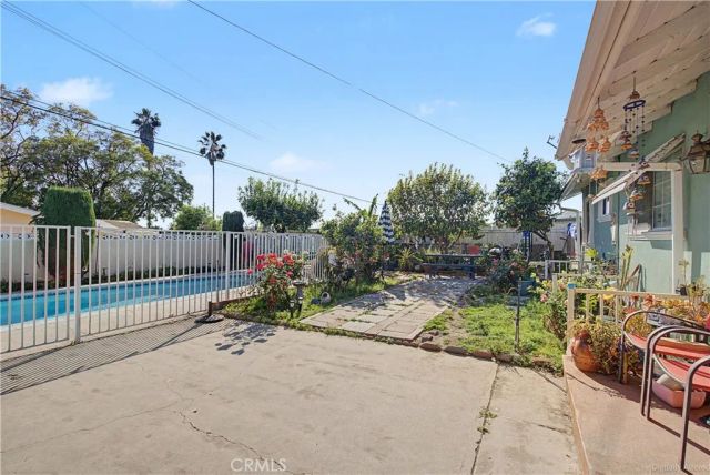 1710 E Mckinley Avenue, Pomona, CA 91767