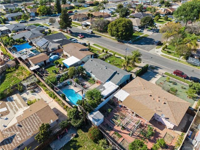 1710 E Mckinley Avenue, Pomona, CA 91767
