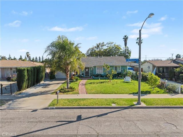 1710 E Mckinley Avenue, Pomona, CA 91767