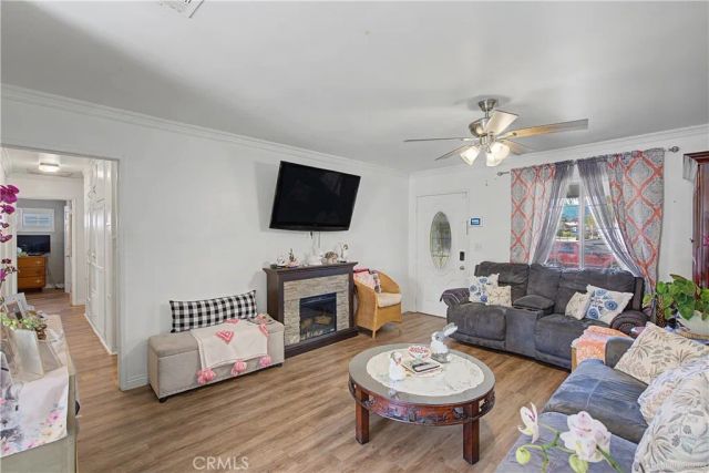 1710 E Mckinley Avenue, Pomona, CA 91767