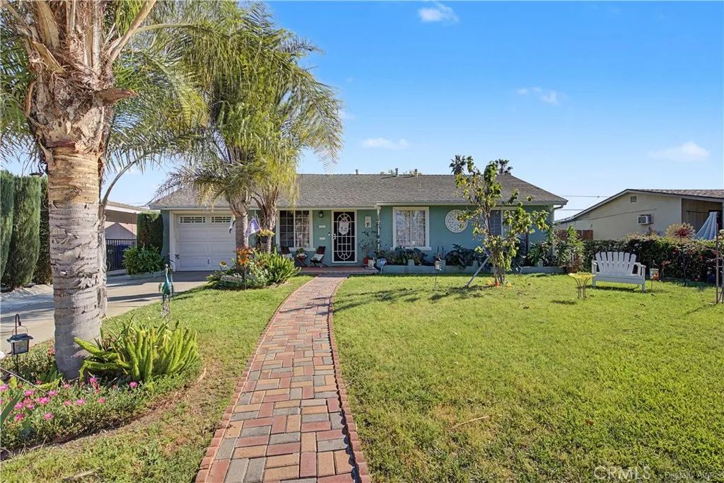 1710 E Mckinley Avenue, Pomona, CA 91767