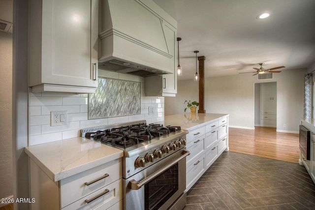 1526 W WINDSOR Avenue, Phoenix, AZ 85007