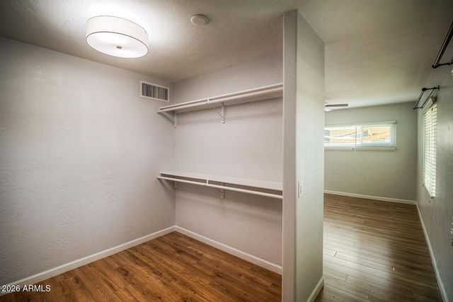 1526 W WINDSOR Avenue, Phoenix, AZ 85007