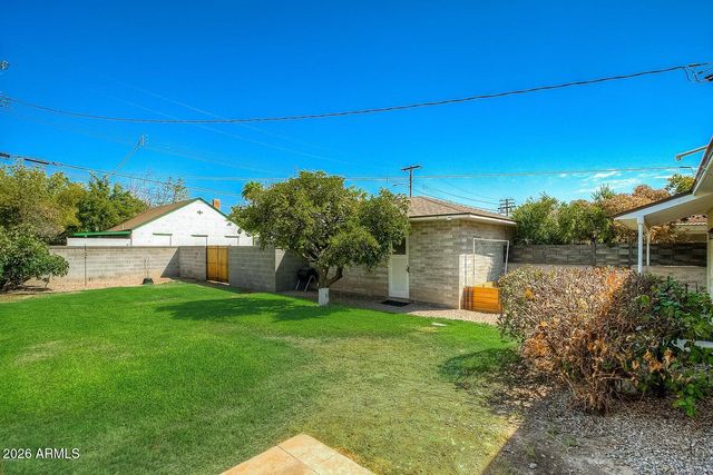 1526 W WINDSOR Avenue, Phoenix, AZ 85007