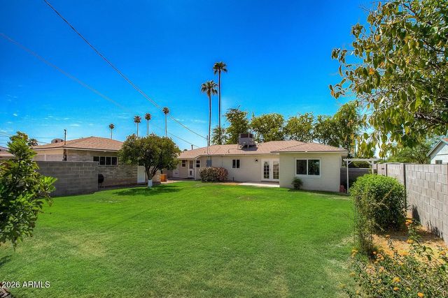 1526 W WINDSOR Avenue, Phoenix, AZ 85007