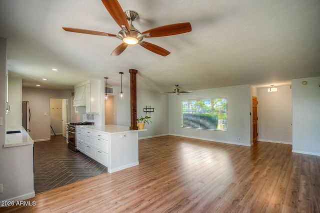 1526 W WINDSOR Avenue, Phoenix, AZ 85007