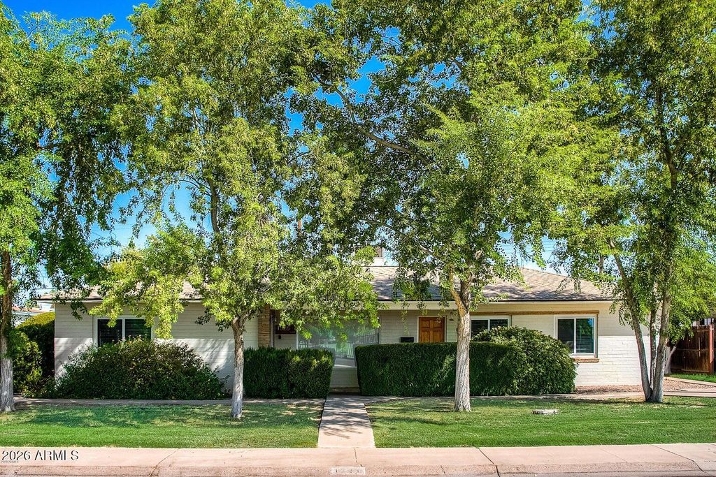 1526 W WINDSOR Avenue, Phoenix, AZ 85007