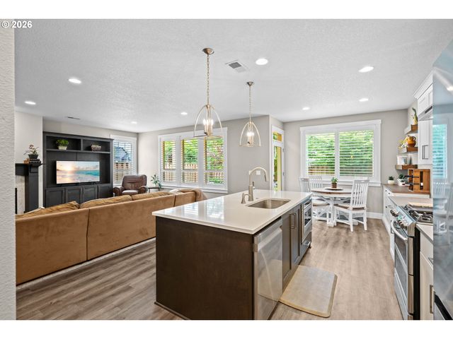 17324 Sw CONDOR Ln, Beaverton, OR 97007