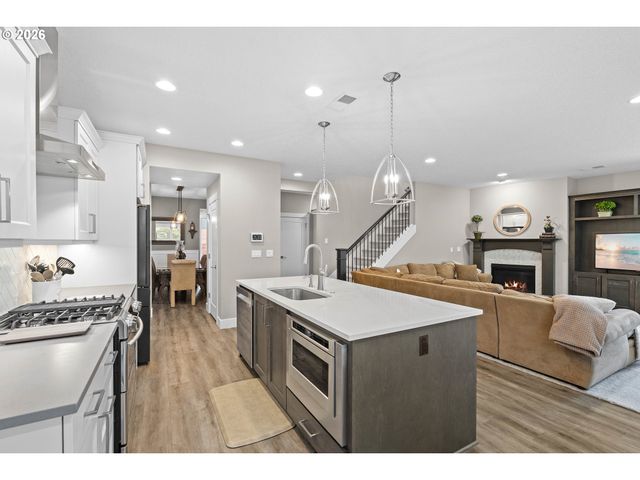 17324 Sw CONDOR Ln, Beaverton, OR 97007