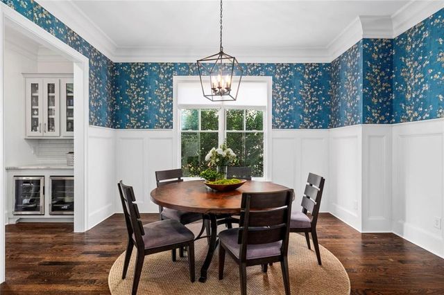 383 Peachtree Avenue NE, Atlanta, GA 30305