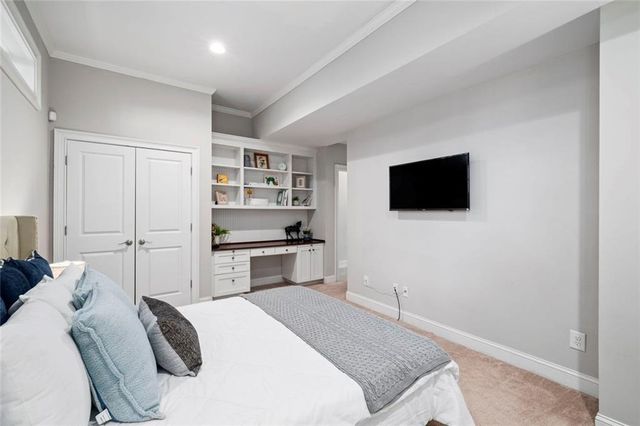 383 Peachtree Avenue NE, Atlanta, GA 30305